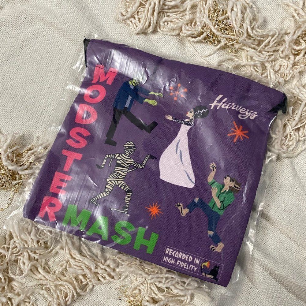 Harveys Seatbelt Modster Mash Coin Purse with Dustbag Halloween CD Disc Spooky - Picture 5 of 7